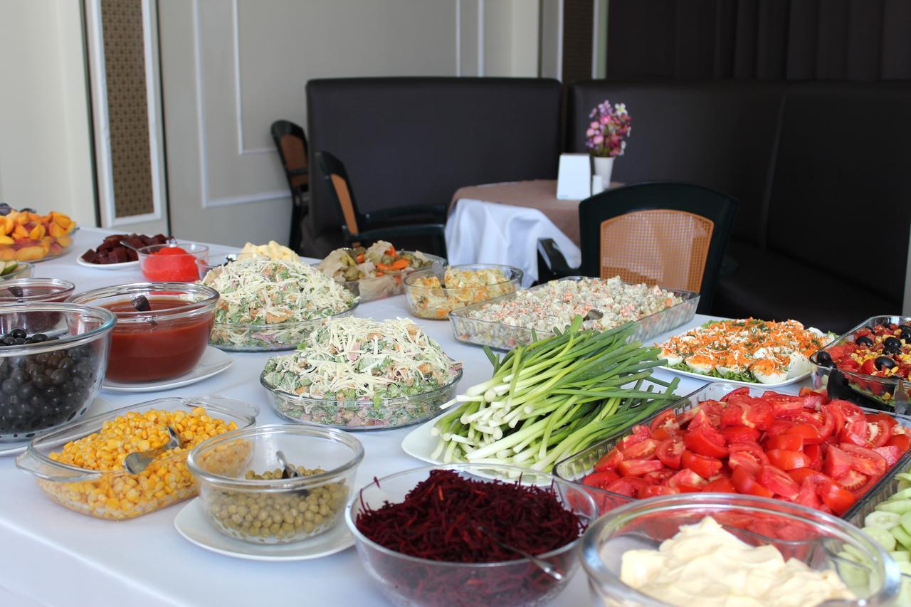 National Hotel Кобулети Екстериор снимка