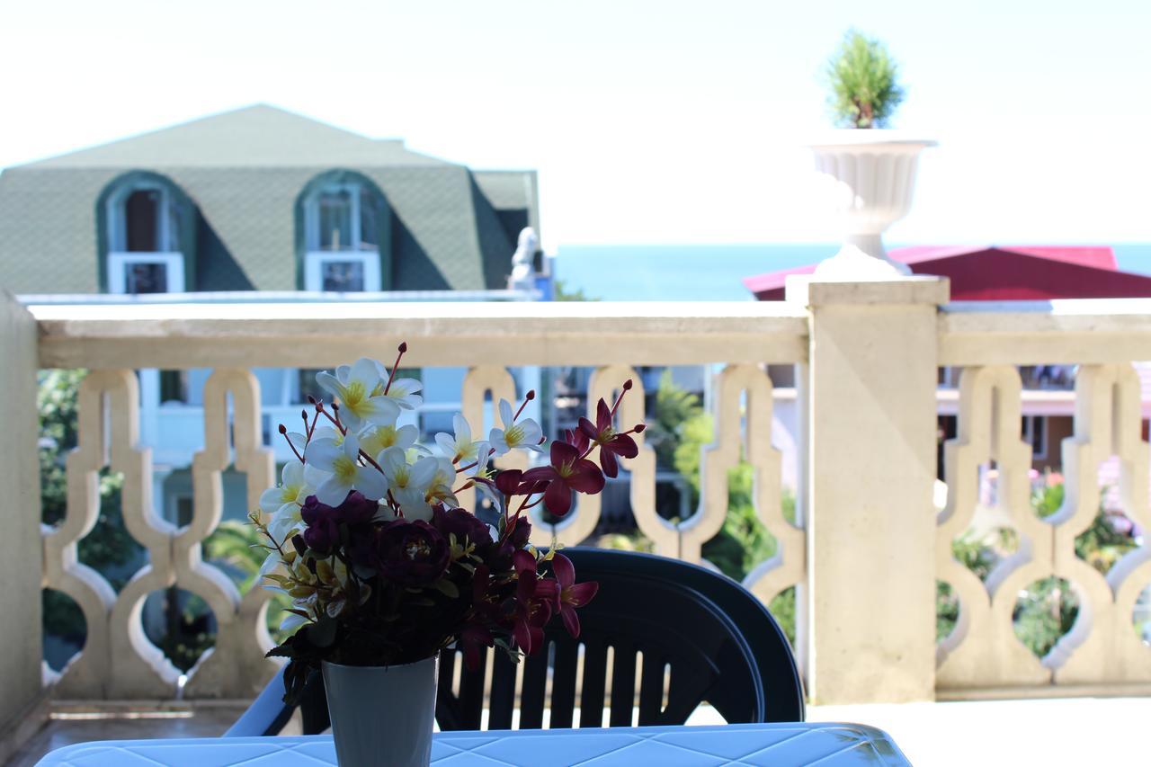National Hotel Кобулети Екстериор снимка