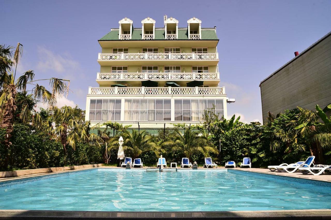 National Hotel Кобулети Екстериор снимка